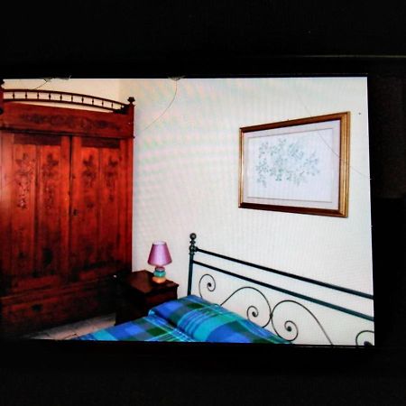 B&B Sara Ossi ภายนอก รูปภาพ
